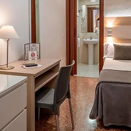 Hotel Catalunya Express 2*