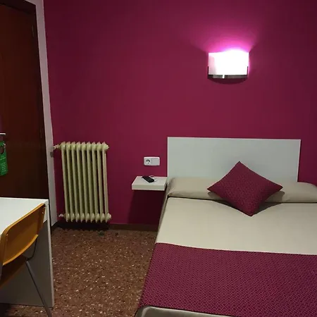Catalunya Express Hotel 2*