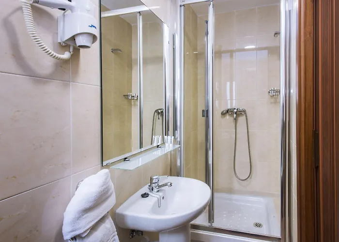 Отель Catalunya Express