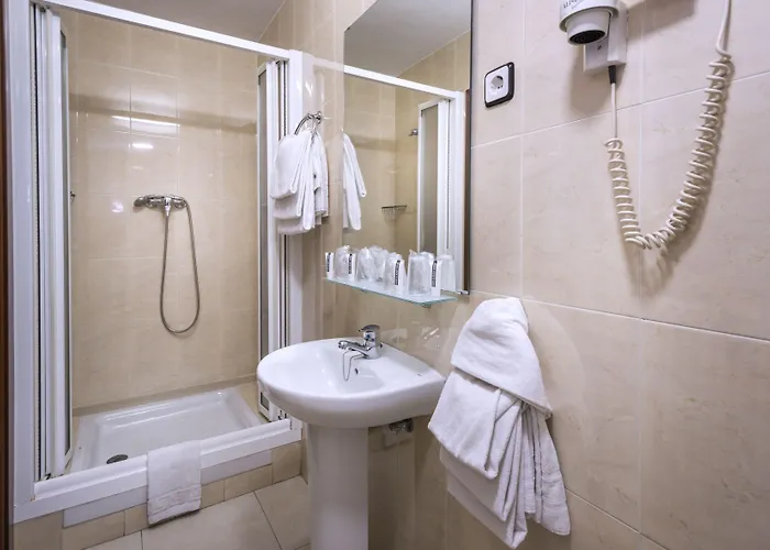 Catalunya Express Отель