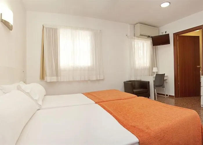 Catalunya Express Отель