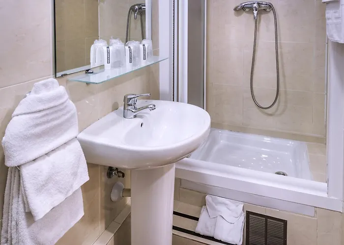 Catalunya Express Отель 2*